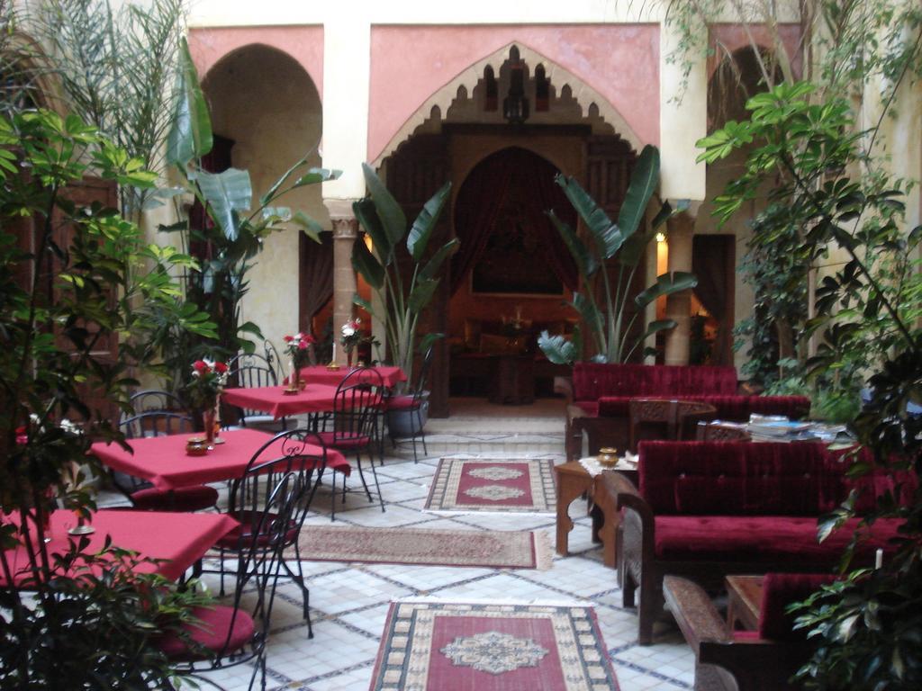 Riad Marlinea Salé Luaran gambar