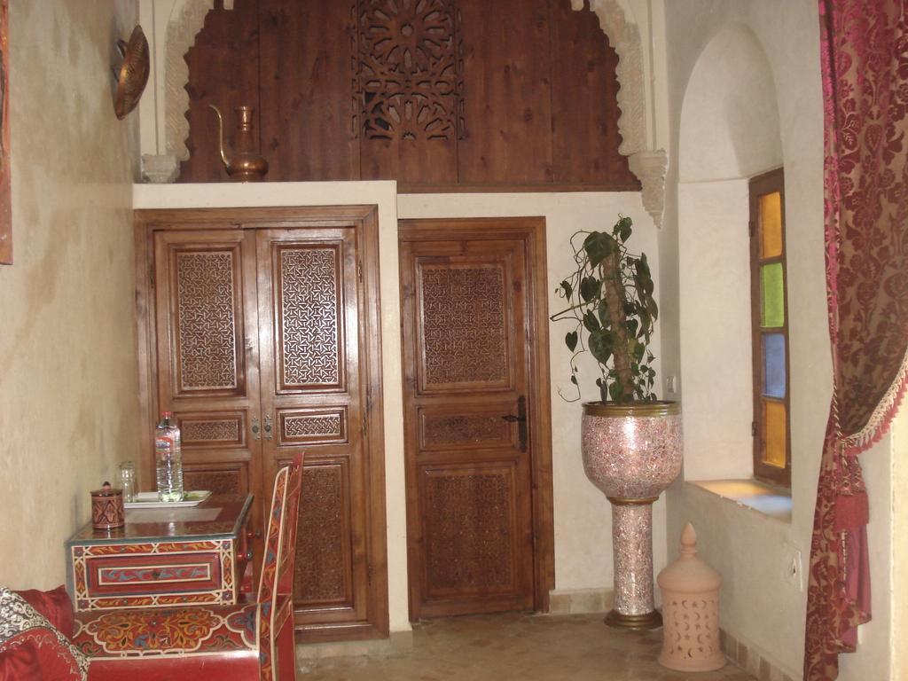 Riad Marlinea Salé Luaran gambar