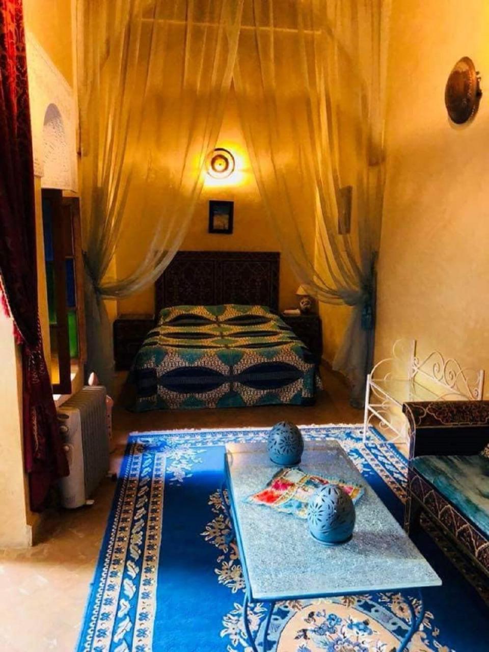 Riad Marlinea Salé Luaran gambar