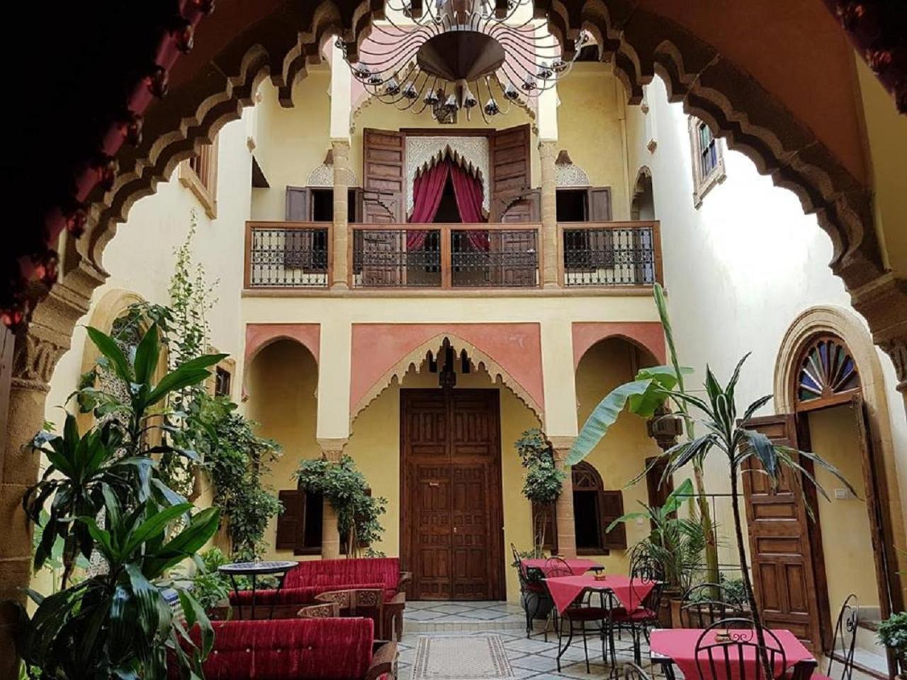 Riad Marlinea Salé Luaran gambar