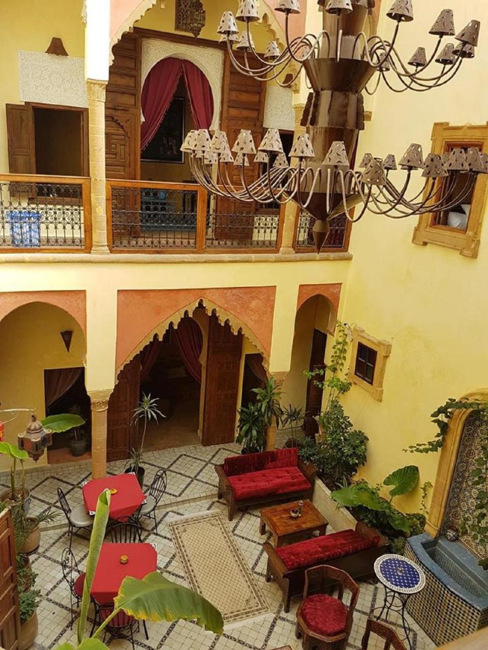 Riad Marlinea Salé Luaran gambar