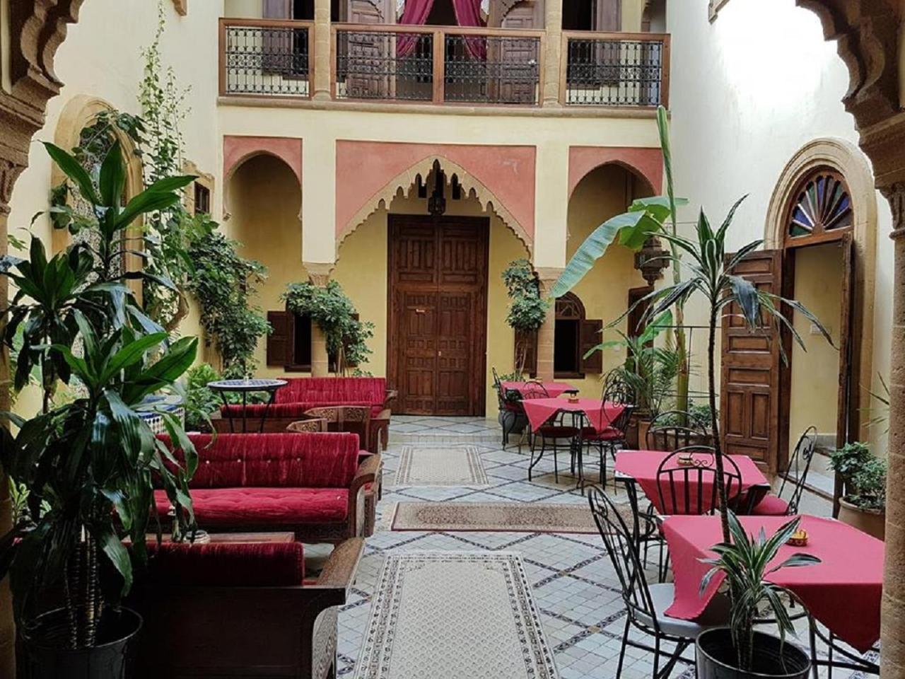 Riad Marlinea Salé Luaran gambar